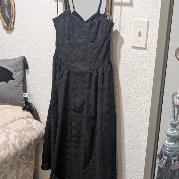 TJ Maxx Evolutionary Apparel Black Bodice Midi Dress - Picture 1 of 13